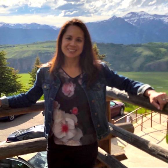 Meet your Posher, Maria - Picture 1 of 1